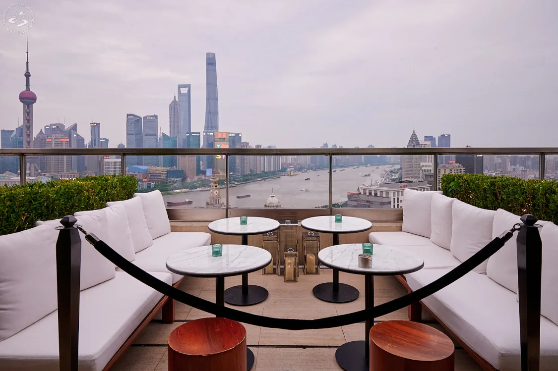 ROOF · The Shanghai EDITION — видовой бар в Шанхае